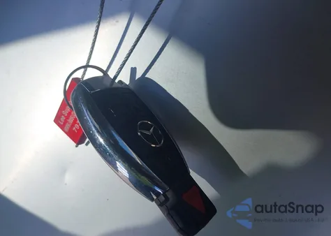 2013 Mercedes-Benz E 350 from USA, damaged, VIN WDDHF5KB9DA678085